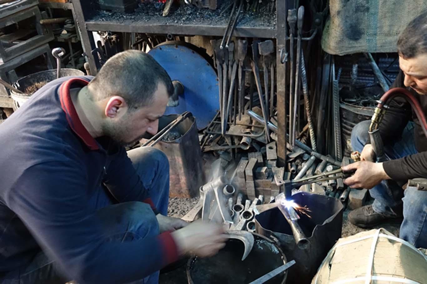 Baharın gelmesiyle demircilerde hareketlilik başladı Baharın gelmesiyle demircilerde hareketlilik başladı